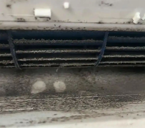 朔城空调吹的风有股烧焦味是怎么回事